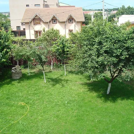 Гостевой дом Pensiunea Casa Soarelui